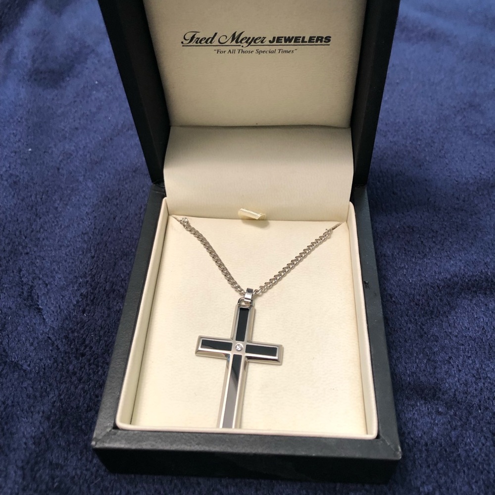 Stainless steel cross with small diamond